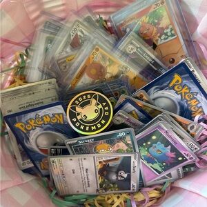 136 POKÉMON CARD LOT | FAITHANDFINDS